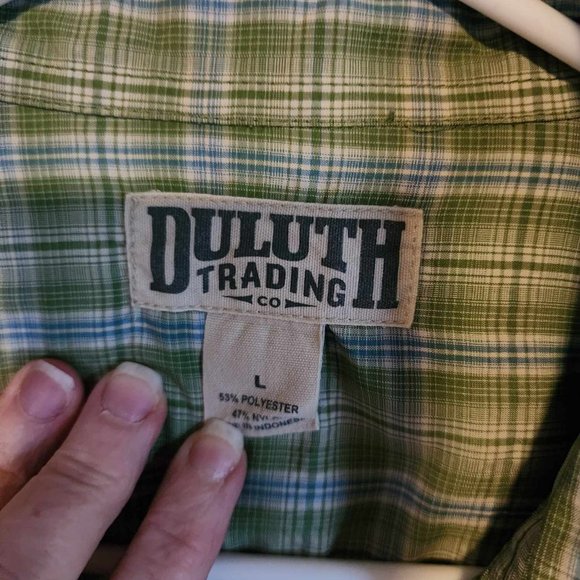 EUC Duluth Trading Co. Long sleeve Plaid shirt - Picture 2 of 3